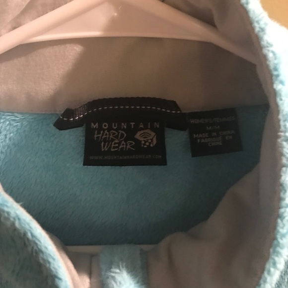 Mountain Hardware fleece zip up - Picture 3 of 4